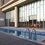 Courtyard By Marriott Santiago Airport 